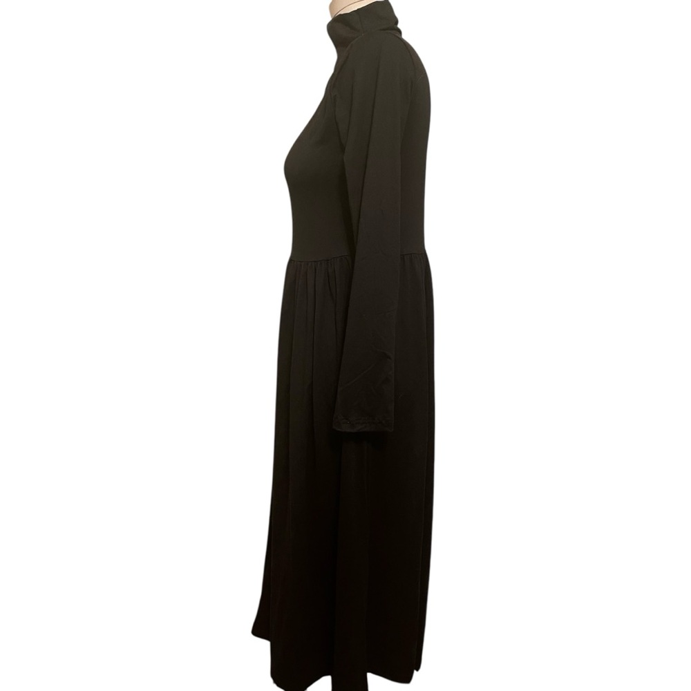 ❤️ Audrey Hepburn Inspired Black Turtleneck Long Sleeved Dress - Picture 5 of 9